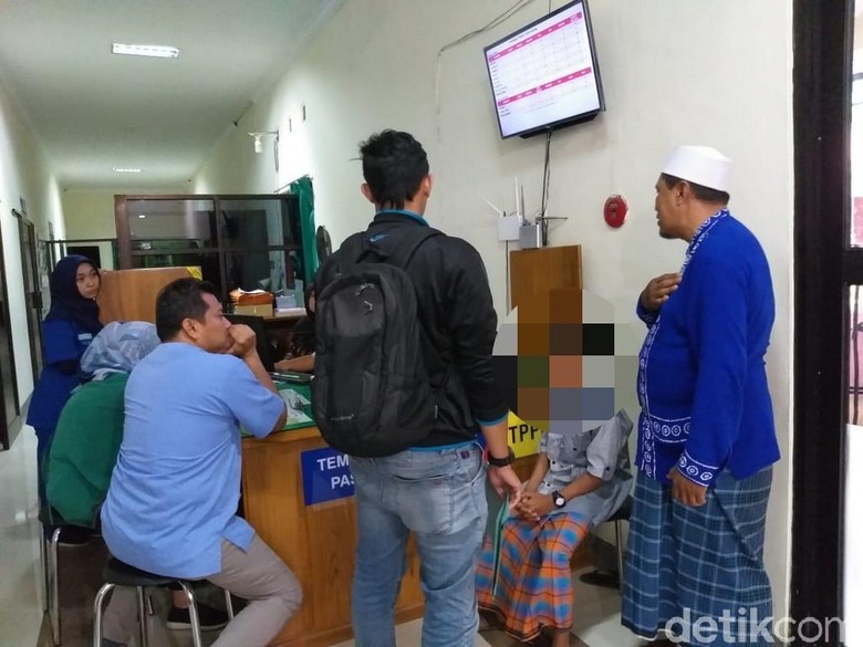 Dibully Hingga 6 Kali Pingsan, Siswa SMPN di Blitar Tak Mau Sekolah Dibully Hingga 6 Kali Pingsan, Siswa SMPN di Blitar Tak Mau Sekolah