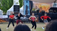K-Pop Dance Competition turut memeriahkan Festival Avanza-Veloz Sebangsa di Bali. Istimewa/Toyota-Astra Motor.