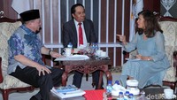 Gabriela Ramos mengatakan bahwa Sekjen OECD Jose Angel Gurria dengan senang hati ingin menerima Ketua DPD RI di Paris guna membicarakan berbagai hal yang bertalian dengan perlunya peningkatan hubungan antara negara-negara anggota OECD dan Indonesia.