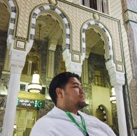 Ivan Gunawan pergi ke tanah suci untuk melaksanakan ibadah umrah pada Oktober kemarin. Ini merupakan kali kedua Ivan menunaikan umrah. Foto: Muhammad Abduh/Detikcom, Dok. Instagram