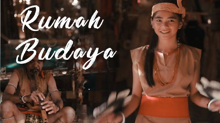 Rumah Kubu Suku Dayak Lundayeh