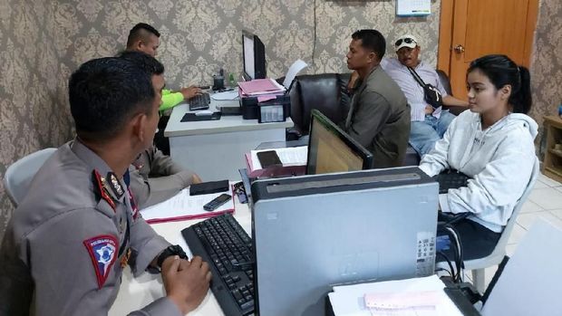 Pengemudi mobil 'terbang' yang hantam warga di Batam