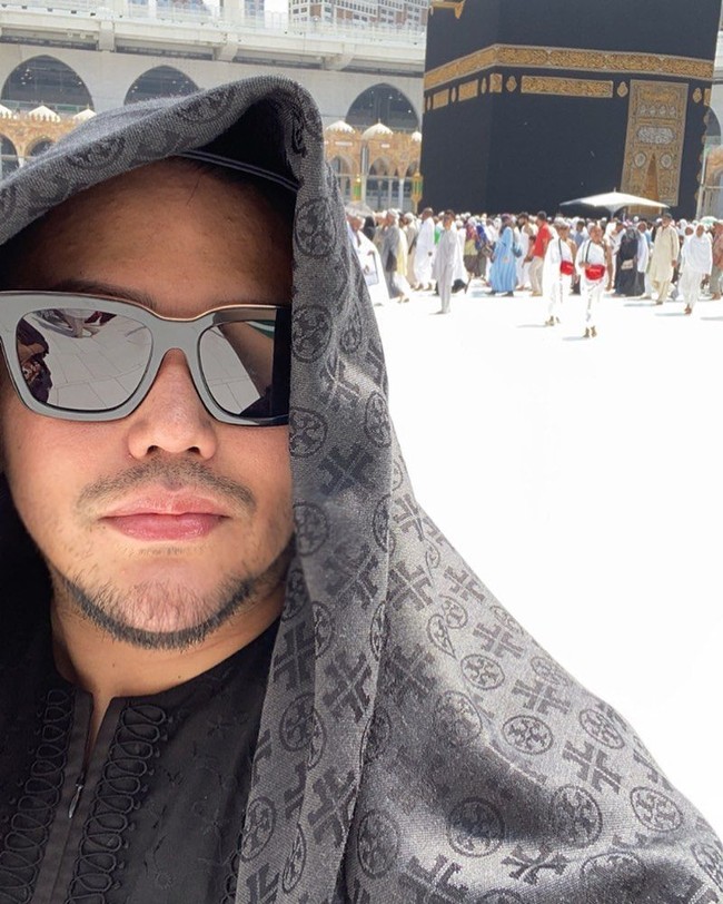 Ivan Gunawan akan semakin banyak membuat karya bernuansa Islami. Sebelumnya melalui label Mandja Hijab, Ivan sudah pernah merilis koleksi kerudung dengan nama Mekah, Medinah dan Turki. Foto: Muhammad Abduh/Detikcom, Dok. Instagram