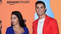 Ronaldo dan Georgina menjadi pusat perhatian di acara tersebut. Kate Green/Getty Images for MTV