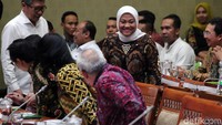 Ida Fauziyah agar memaparkan rencana kerja selama 5 tahun ke depan.
