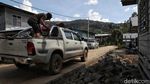 Mobil Pelat Malaysia Wara-wiri di Perbatasan Indonesia