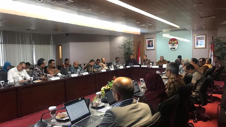 Bertemu Mensos Juliari, KPK Bahas Data Warga Miskin dan BPJS Bertemu Mensos Juliari, KPK Bahas Data Warga Miskin dan BPJS