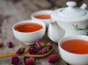 Segar dan Menyehatkan! 6 Jenis Bunga yang Bisa Dijadikan Teh