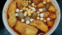 Baso Aci Sosmed juga bisa jadi pilihan kalau sedang mencari semangkuk gurih hangat baso dari tepung sagu ini. Ada 6 pilihan menu baso aci yang harganya mulai dari Rp 15 ribuan saja. Cabang kedai ini pun sudah menyebar di Jakarta dan Bekasi.  Foto: instagram