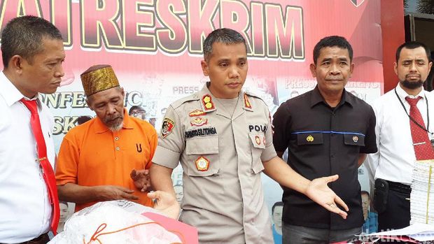 Cerita Penjual Tiket Bertemu Tuhan di Sulawesi dengan Bayaran