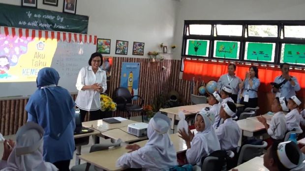 Sri Mulyani Lebih Tenar dari Nadiem Makarim, Kata Anak SD!