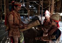 Mengenali Suku Dayak Lundayah di Perbatasan Indonesia-Malaysia