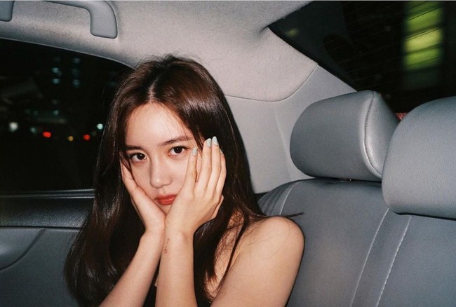 Tak lama kemudian, Wonho dikabarkan keluar dari boyband Monsta X. Penggemar pun merasa kesal dengan Seo Hee karena lagi-lagi menyebabkan seorang idol terlibat masalah dan hengkang dari grupnya. Foto: Instagram @hxxsxxhee