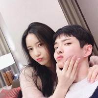 Beberapa waktu lalu, ia bahkan menampilkan diri bersama sang pacar yang sebelumnya pernah dibantah. Foto: Instagram @hxxsxxhee