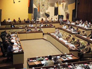 Komisi II Undang Ketua Gugus Tugas-Menkeu Rapat Bersama Bahas Pilkada 2020