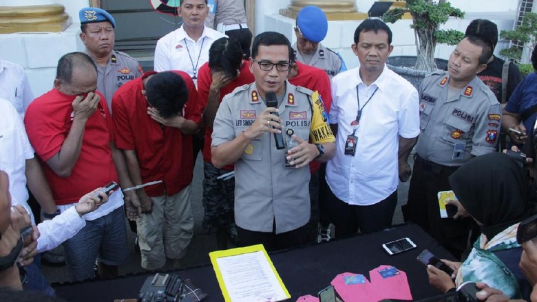 Bermodal Saldo Fiktif Rp 1 M, Penipu Ini Kuras ATM Korban Rp 60 Juta Bermodal Saldo Fiktif Rp 1 M, Penipu Ini Kuras ATM Korban Rp 60 Juta