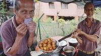 Kakek 73 Tahun Ini Jual Kue Murah Untuk Hidupi 12 Anaknya