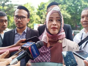 Ini Pasal yang Dipakai Fahira untuk Laporkan Ade Armando soal Meme Joker Anies