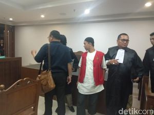 Pria yang Ancam Penggal Jokowi Didakwa Lakukan Makar