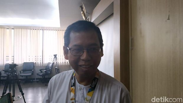 dr Alexandra, SpBA, ketua tim dokter yang akan memisahkan kembar siam Ardi-Ardan.
