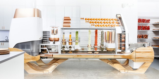 Keren! 5 Robot Canggih Ini Bisa Meracik Sushi Hingga Milk Tea