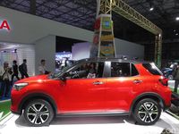 Daihatsu Rocky pakai mesin 1.000 cc turbo.