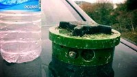Wah gimana nih kalau air mineralnya merek Pelit. Bayangkan bagaimana dialog saat ingin beli air mineral. Beli pelit dong. Foto: istimewa