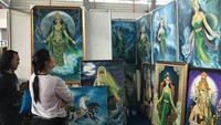 Indonesia Art Festival (dahulu dikenal dengan nama Pesta Seni Rupa Indonesia) merupakan acara seni dan budaya yang jadi inisiatif dari Bengkel Pelukis Militan Indonesia (perkumpulan pelukis yang bertujuan mengangkat tradisi budaya Indonesia) yang bekerja sama dengan putri maestro seni lukis Affandi, Kartika Affandi. Foto: dok. Indonesia Art Festival