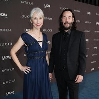 Setelah beberapa tahun mengenal, tumbuh rasa saling mencinta. Acara LACMA Art + Film Gala pada November 2019 menandai penampilan perdana mereka sebagai sejoli. (Foto: Getty Images)