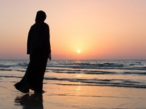 Trauma Ganda Remaja di Gresik, Dulu Dihamili Tetangga Kini Dicabuli Kiai