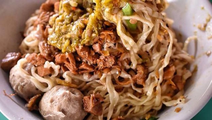 Ngeunah Pisan! 5 Mie Ayam Gerobakan Paling Hits dan Enak di Bogor