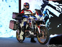 Honda CRF1100L Africa Twin Adventure Sports di EICMA.