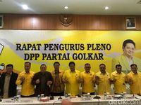 Meja Absen Pleno Dipindah, Belum Ada Tanda Tangan Kehadiran Bamsoet