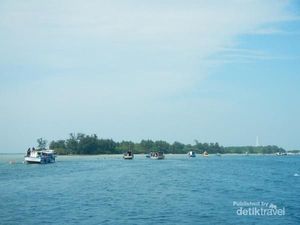 5 Daya Tarik Pulau Payung di Kepulauan Seribu