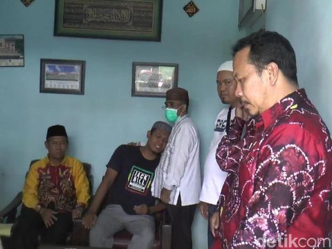 Orangtua korban syok dan terpukul/