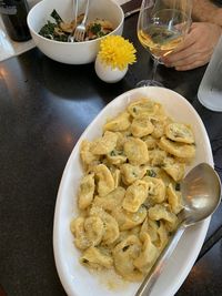 Kenalan di Tinder, Pria Ini Curi Hati Wanita dengan Resep Pasta Miliknya