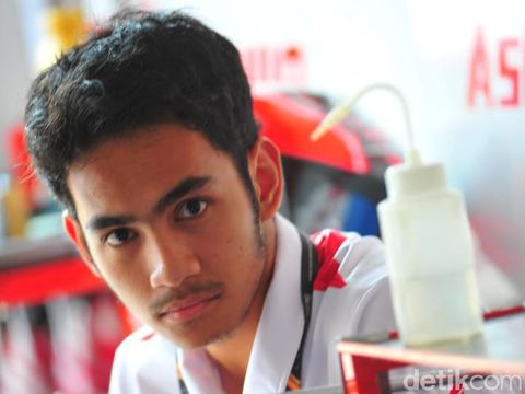 Andi Gilang, pebalap Indonesia yang bakal berlaga di Moto2 tahun depan. 