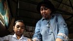 Melihat Sekolah Darurat Ibu Kembar di Utara Jakarta