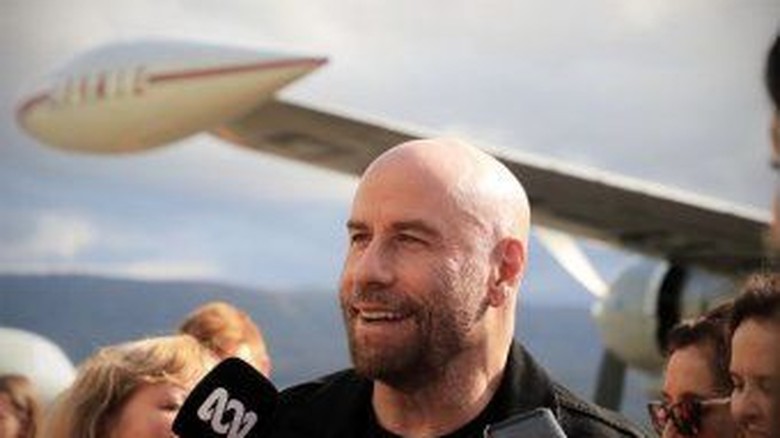 Jhon Travolta Kunjungi Museum Pesawat Yang Akan Tampung Boeing 707 Miliknya Di NSW Jhon Travolta Kunjungi Museum Pesawat Yang Akan Tampung Boeing 707 Miliknya Di NSW