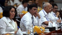 Johnny G Plate hadir dengan didampingi Sekjen Kominfo Rosarita Niken Widiastuti dan Inspektorat Jenderal Doddy Setiadi.