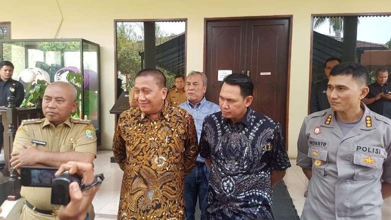 Ormas Jaga Parkir, Pengusaha Minimarket: Iklim Usaha di Bekasi Kondusif Ormas Jaga Parkir, Pengusaha Minimarket: Iklim Usaha di Bekasi Kondusif