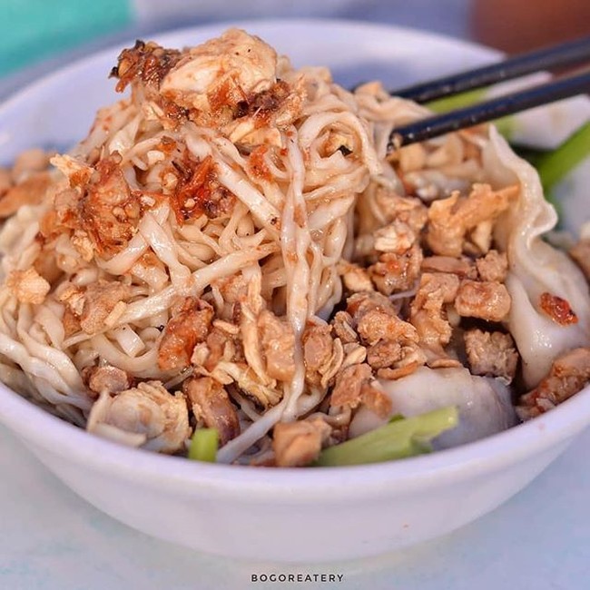 Ngeunah Pisan! 5 Mie Ayam Gerobakan Paling Hits dan Enak di Bogor