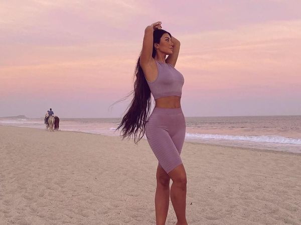Foto: Selebgram Seksi yang Malu Posting Kaki karena Diejek Dakian