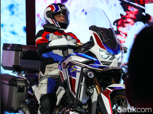 Honda Africa Twin Kini Pakai Mesin 1.100 cc
