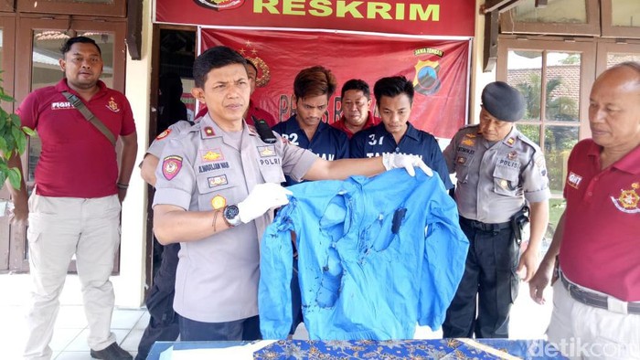 Sadis! 2 Pria Semarang Ini Bakar Teman Sendiri Gegara Rokok