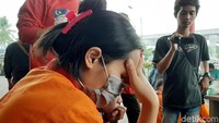 Peristiwa itu terjadi pada Senin (4/11) sekitar pukul 11.00 WIB. Sutina, yang baru saja melahirkan bayinya itu, tega membunuh anak sendiri dengan cara memasukkannya ke mesin cuci.