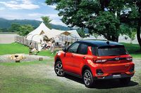 Tembus Rp 300 Jutaan, Daihatsu Rocky Bisa Parkir Sendiri