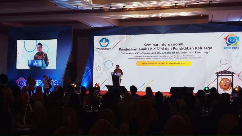 Bicara Tantangan Pendidikan, Kemendikbud Singgung Masalah Cacingan-Stunting Bicara Tantangan Pendidikan, Kemendikbud Singgung Masalah Cacingan-Stunting
