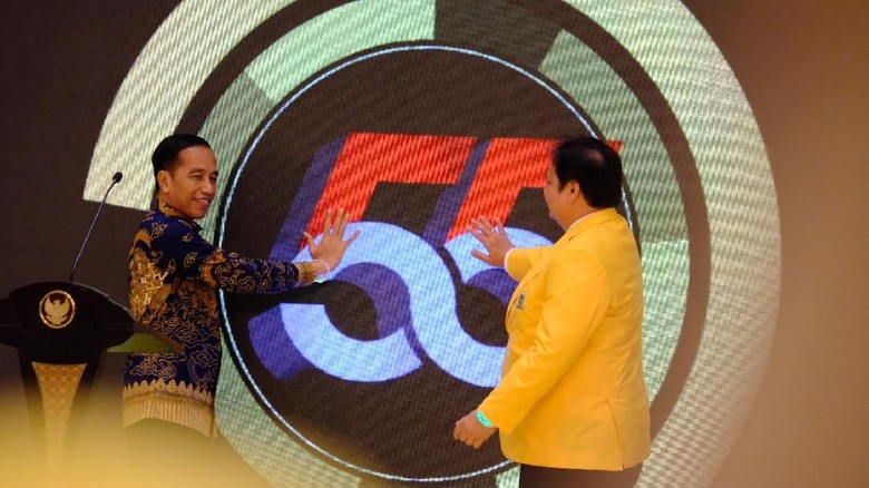 Soal Ketum Golkar, Pengamat Sebut Jokowi Cenderung ke Airlangga Soal Ketum Golkar, Pengamat Sebut Jokowi Cenderung ke Airlangga