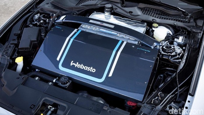 Ford menampilkan prototipe mobil listrik Ford Mustang yang disebut Mustang Lithium.